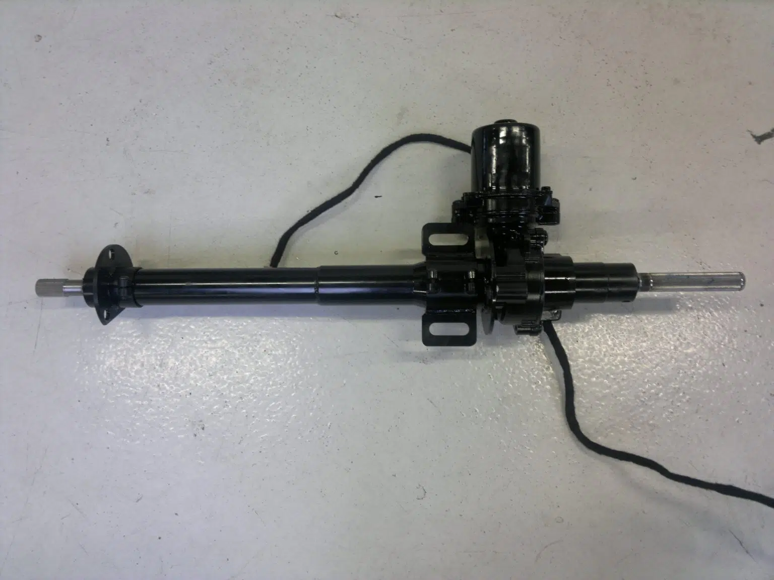 Aston Martin DBS LHD/RHD (左/右ハンドル)